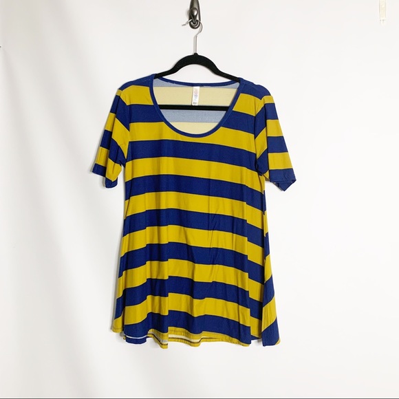 LuLaRoe Tops - LuLaRoe Perfect T
